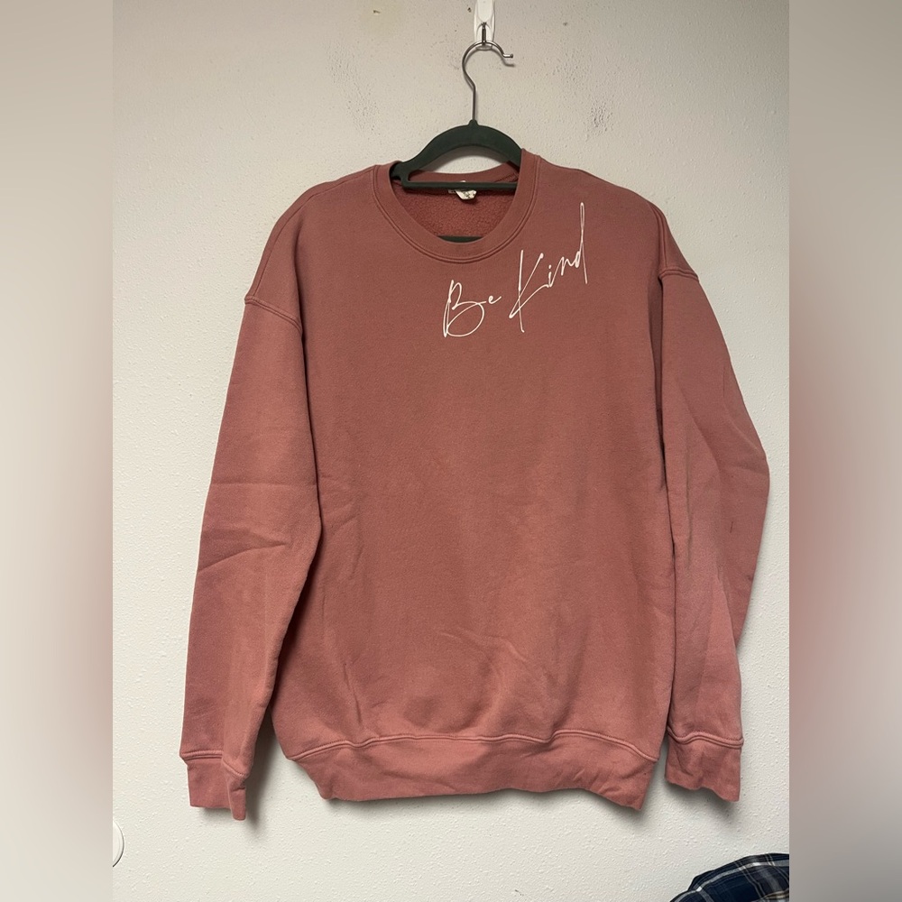Womens “Be Kind” Crewneck Size Medium